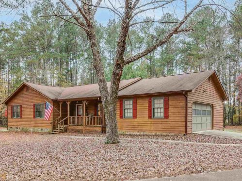 10 Kerrie Ct, Stockbridge GA 30281-5821 exterior