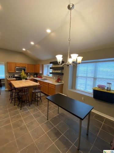 4825 Crestpoint Ln, Garland TX 75043-6514 exterior