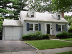 31 Clearwater Rd, Newton, MA 02462-1132