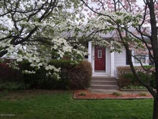 1376 Trinity Park Dr, Louisville, KY 40213-2120