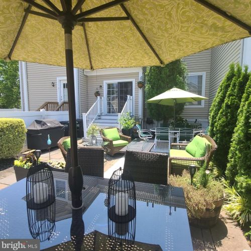 148 Burnet Cres, Trenton NJ 08691-4151 exterior