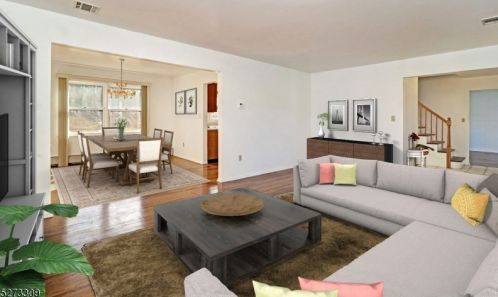 36 Dartmoor Rd, East Hanover, NJ 07936-3912