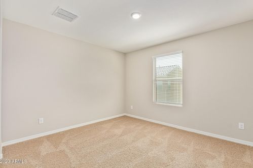 3924 79th Ln, Phoenix AZ  85043 exterior