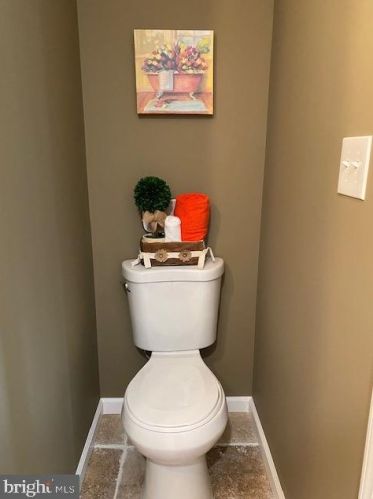 1564 Center St, West Deptford NJ  08086-3098 exterior