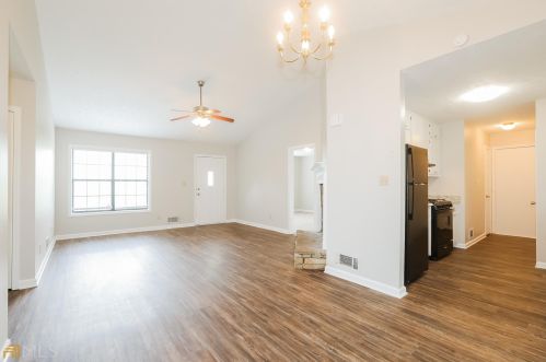 536 Oakview Dr, Stockbridge GA  30281-2014 exterior