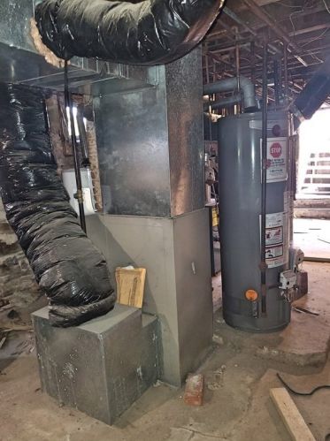 141 Vernon St, Worcester MA 01610-2156 exterior