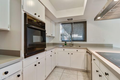 3815 28 St, Phoenix AZ 85008-4740 exterior