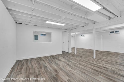 722 Green Valley Rd, Jackson Twp NJ  08527-2942 exterior