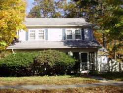 11 Endicott St, Newton, MA 02461-1011