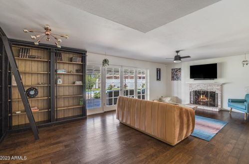 7240 7th Ave, Phoenix AZ  85021-8014 exterior