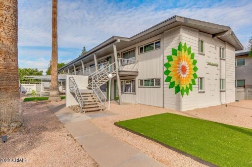 402 Earll Dr, Phoenix, AZ 85013-4315