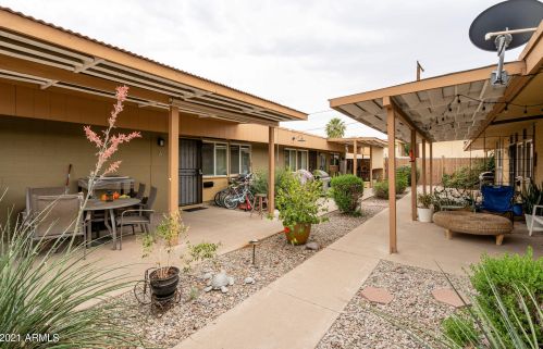 325 Colter St, Phoenix AZ 85018-1536 exterior