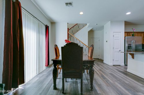 2571 73 Dr, Phoenix AZ 85043-7238 exterior