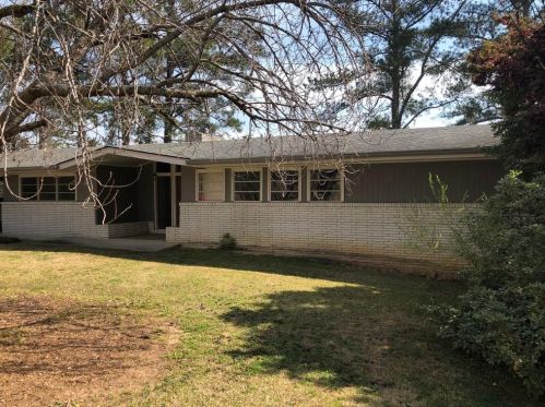 2091 Napoli Cir, Conyers GA 30012-2954 exterior