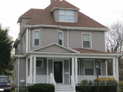 488 Watertown St, Newton, MA 02460-1434