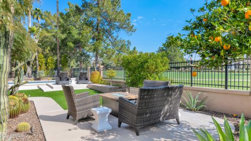 5327 26th St, Phoenix AZ 85032-8017 exterior