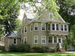 28 Oakland Ave, Newton, MA 02466-1705