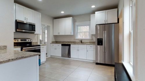 1 Rockwood Ave, Worcester, MA 01602-1005