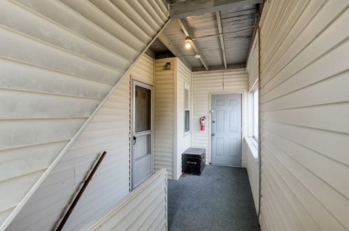 101 Greenwood St, Worcester MA 01607-1504 exterior