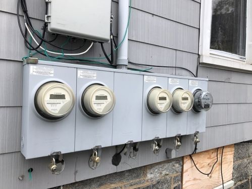 19 Winthrop Ave, Lawrence MA  01843-2222 exterior