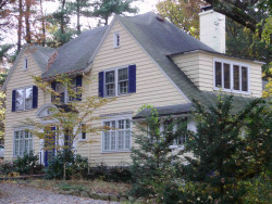 93 Hancock Ave, Newton, MA 02459-1752
