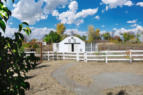 7255 61 Ave, Arvada CO 80003-5309 exterior