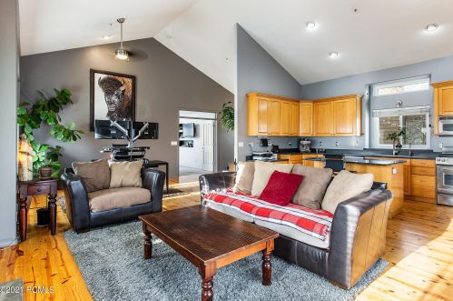 7453 Brook Hollow Loop Rd, Park City, UT 84098-8262
