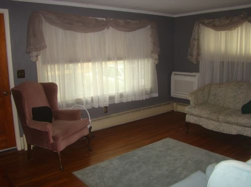 36 Barberry Dr, Seekonk MA 02771-4611 exterior