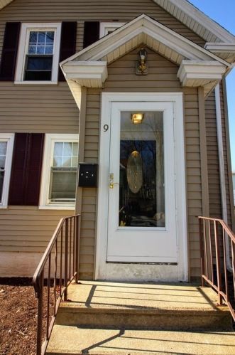 9 Thayer St, Worcester MA  01603-2530 exterior