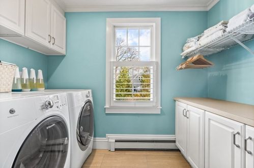 17 Bel Air Rd, Hingham MA 02043-1210 exterior