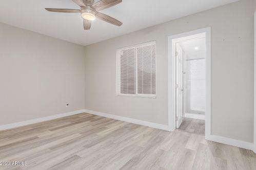 7332 17 Ave, Phoenix AZ 85085-6300 exterior