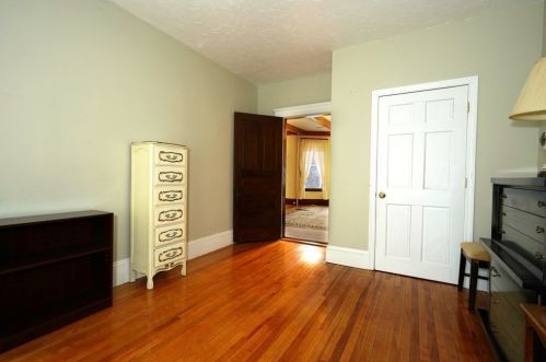 488 Park Ave, Worcester MA 01610-1223 exterior