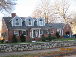 347 Central St, Newton, MA 02466-2232