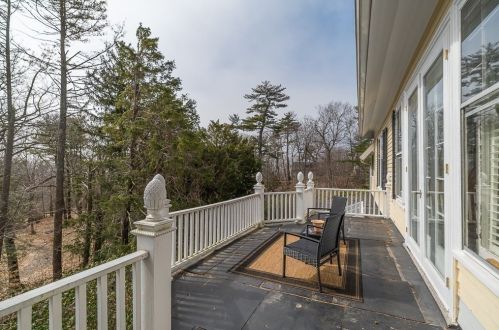 802 Hale St, Beverly MA 01915-2212 exterior