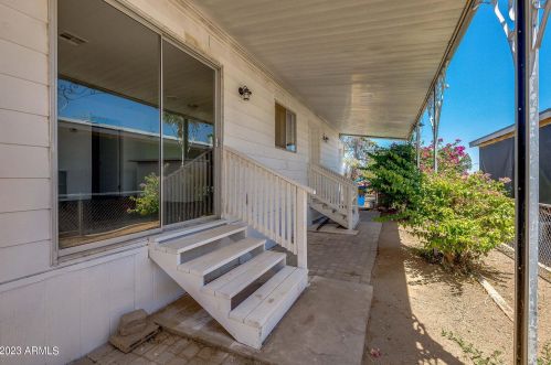 13014 19th Way, Phoenix AZ  85022-5017 exterior