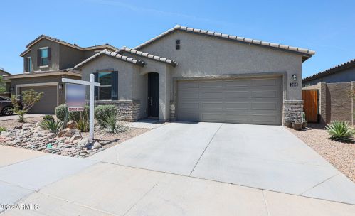 7408 32nd Dr, Phoenix, AZ 85041-6512