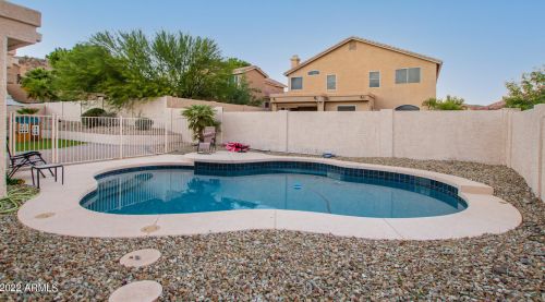 1004 Amberwood Dr, Phoenix AZ  85048-1937 exterior