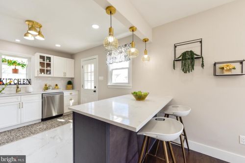 1102 Cumberland Ave, West Deptford NJ  08096-3041 exterior