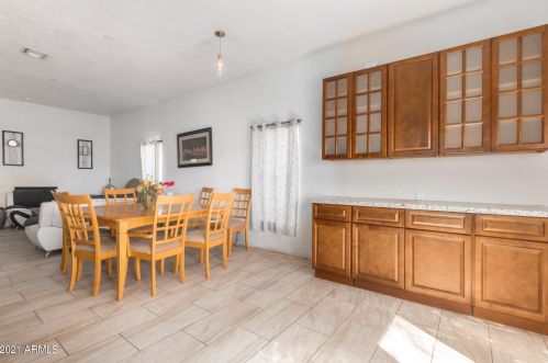 2938 Coronado Rd, Phoenix AZ 85008-3825 exterior