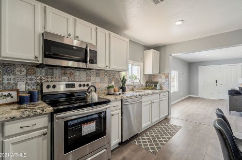 1307 Campbell Ave, Phoenix AZ  85013-2603 exterior