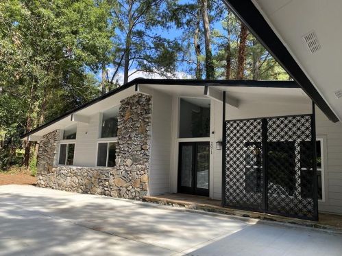 2071 Deborah Dr, Atlanta GA 30345-3917 exterior