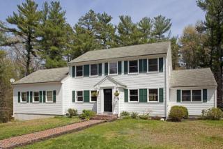 30 Homestead Pl, Duxbury MA  02332-2940 exterior