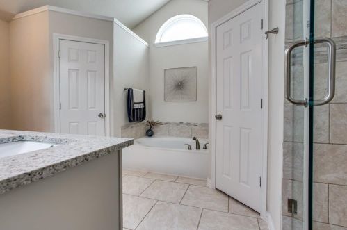 1928 Hawken Dr, Plano TX 75023-1761 exterior