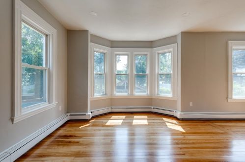 8 Latisquama Rd, Southborough MA 01772-1606 exterior