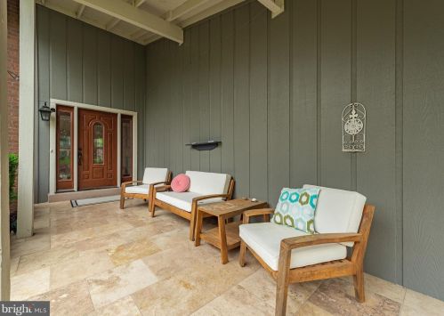 11170 Wood Elves Way, Columbia MD 21044-1090 exterior