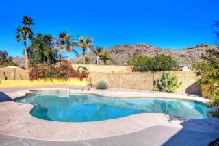 4358 Pearce Rd, Phoenix, AZ 85044-1002