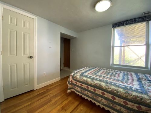 453 Lk Ave, Worcester MA 01604-1366 exterior