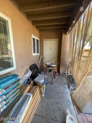 2725 Beck Ln, Phoenix AZ 85032-4255 exterior