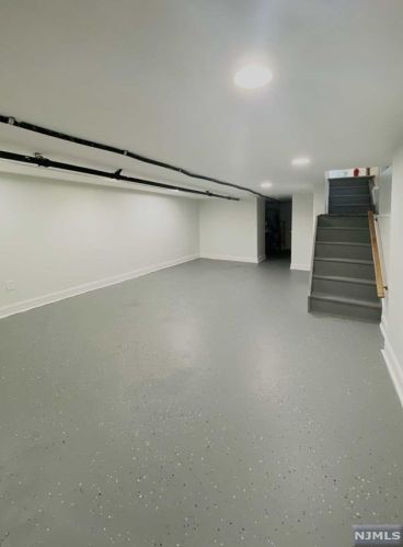 174 Stuyvesant Ave, Kearny NJ  07032-3750 exterior