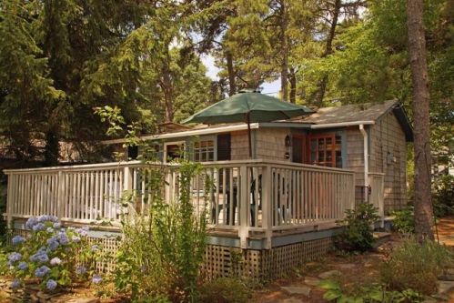 1340 Main St, Chatham MA  02633-2757 exterior